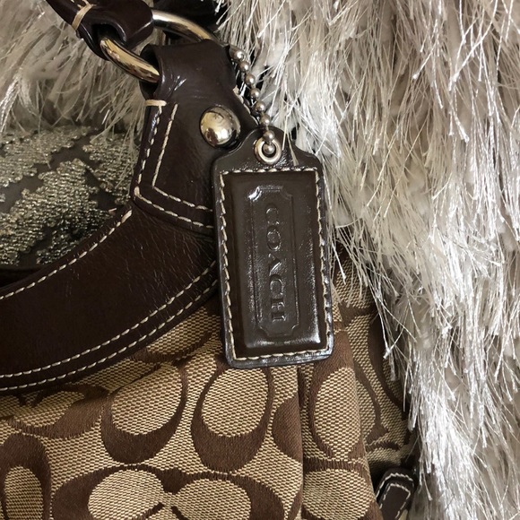 🌿Coach Purse🌿 - Picture 2 of 5